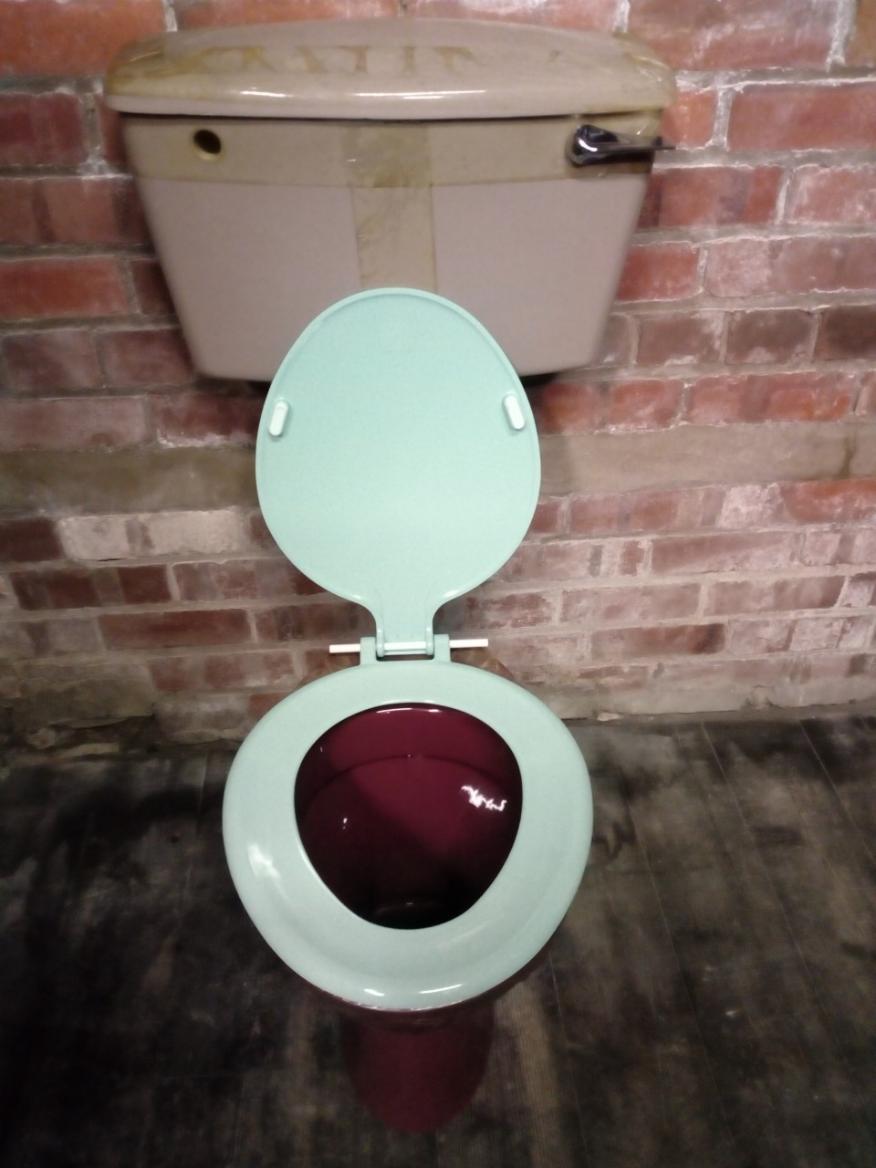 British Made Quality Low Level Toilet With Fittings. Yorkshire